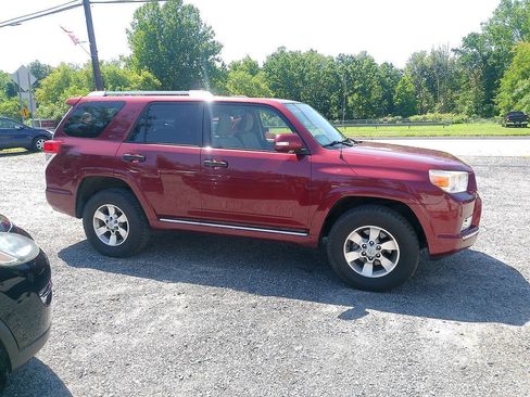 Used 2013 Toyota 4Runner SR5 w/ Convenience Pkg AWD/4WD image 5