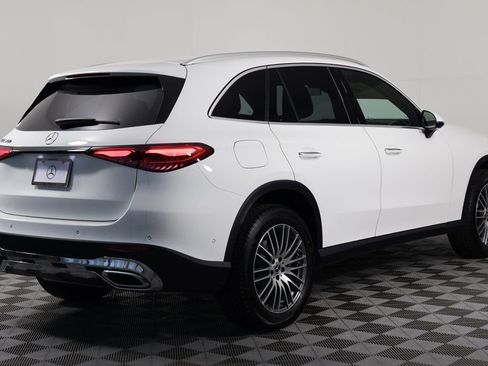 New 2026 Mercedes-Benz GLC 300 image 2