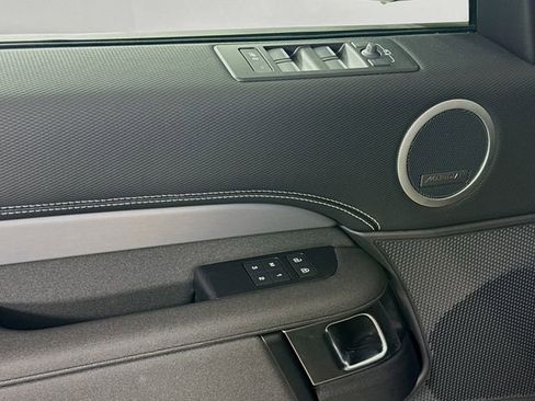 New 2026 Land Rover Discovery Limited Edition AWD/4WD image 20