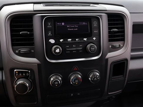 Used 2018 RAM 1500 Tradesman image 17