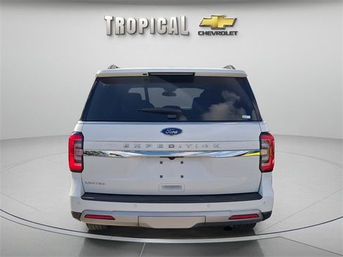 Used 2023 Ford Expedition Limited image 4
