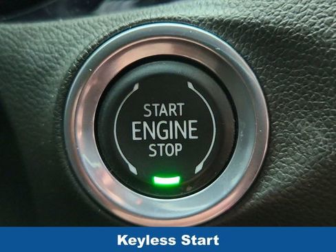 Used 2020 Buick Encore GX Essence w/ Advanced Technology Package AWD/4WD image 18