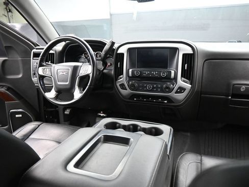Used 2018 GMC Sierra 1500 SLT w/ SLT Premium Package AWD/4WD image 18