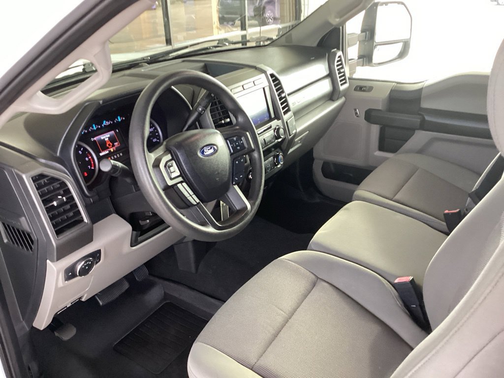 Used 2020 Ford F250 XL w/ STX Appearance Package AWD/4WD image 38