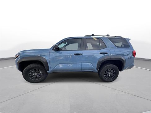 Used 2025 Toyota 4Runner SR5 image 9