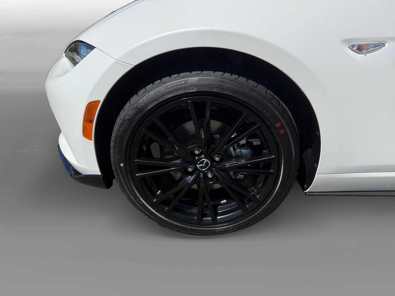 New 2026 MAZDA MX-5 Miata Club w/ Interior Package RWD image 9