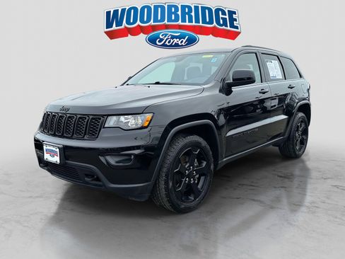 Used 2021 Jeep Grand Cherokee Freedom Edition image 2