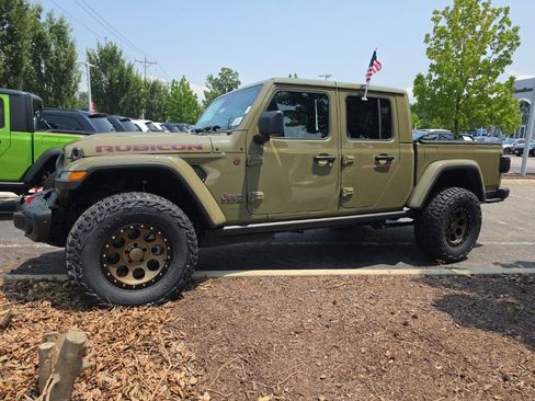 New 2026 Jeep Gladiator Rubicon w/ Safety Group AWD/4WD image 2