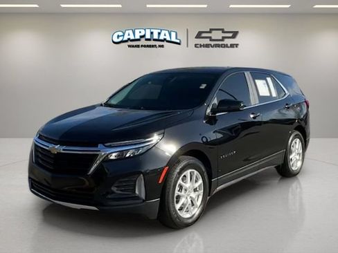 Used 2023 Chevrolet Equinox LT FWD image 1
