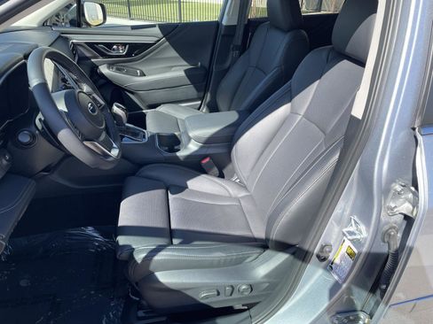 Used 2025 Subaru Outback Limited XT image 9