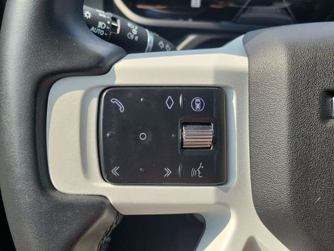 Used 2025 Land Rover Defender 110 S AWD/4WD image 14