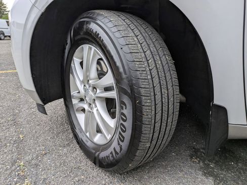 Used 2018 Buick Enclave Premium w/ Trailering Package AWD/4WD image 36