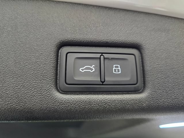 Used 2025 Audi Q5 Premium Plus AWD/4WD image 37