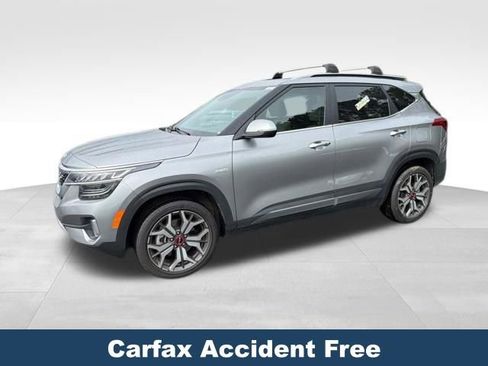 Used 2023 Kia Seltos SX w/ SX Sunroof Package AWD/4WD image 3