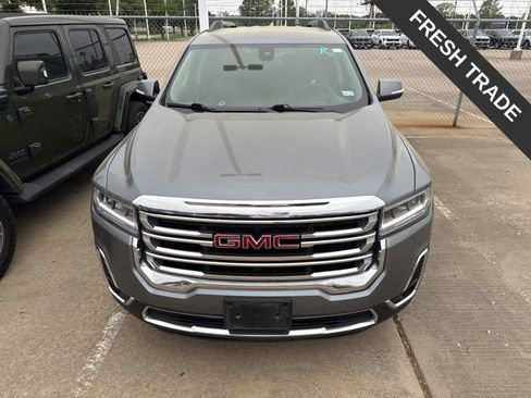 Used 2020 GMC Acadia SLT w/ Driver Alert Package II image 4