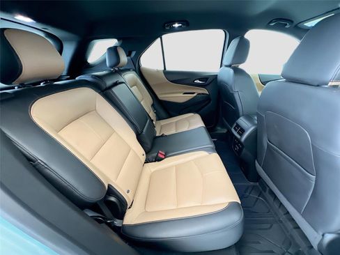 Used 2022 Chevrolet Equinox Premier AWD/4WD image 26