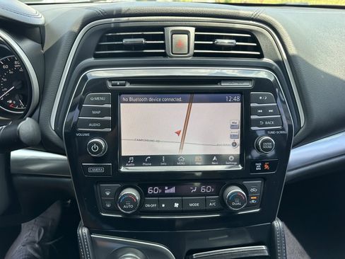 Used 2016 Nissan Maxima SR image 8