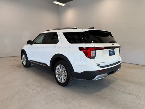Used 2025 Ford Explorer Platinum w/ LUX Leather Package AWD/4WD image 5