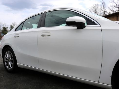 Used 2021 Mercedes-Benz A 220 image 9