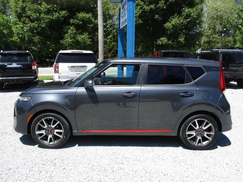 Used 2021 Kia Soul GT-Line FWD image 2