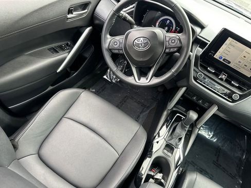 Certified 2025 Toyota Corolla Cross XLE w/ Convenience Package image 24