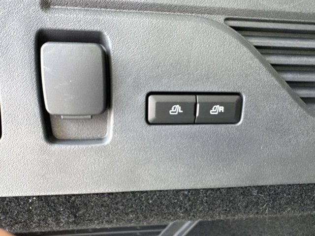 New 2026 Lincoln Nautilus Premier AWD/4WD image 12