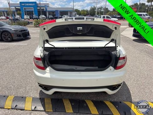 Used 2010 Maserati GranTurismo Convertible RWD image 7