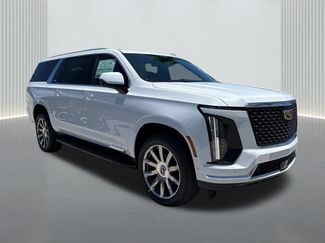 New 2026 Cadillac Escalade ESV 4WD video 3