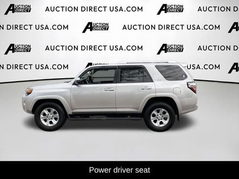Used 2017 Toyota 4Runner SR5 RWD image 3