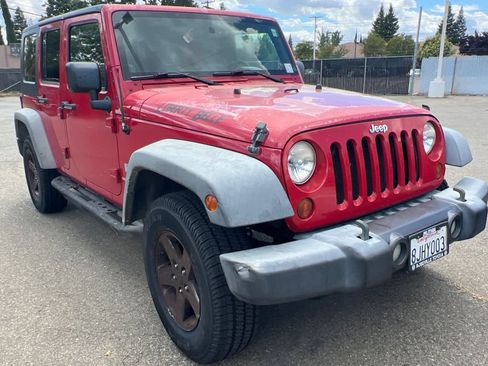 Used 2008 Jeep Wrangler Unlimited X AWD/4WD image 3