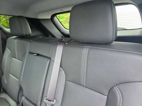 Used 2024 Chevrolet Blazer LT FWD image 14