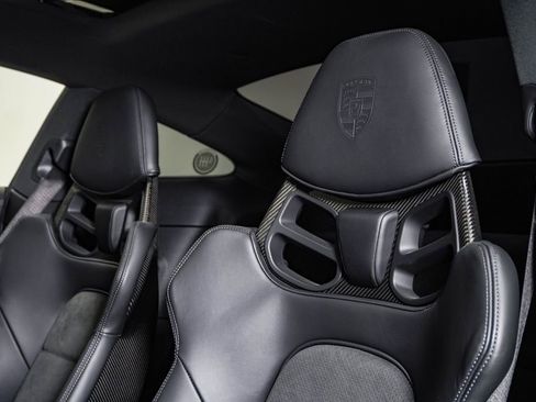 Certified 2025 Porsche 911 Carrera T RWD image 19