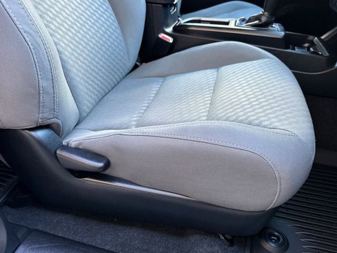 Used 2021 Toyota Tacoma SR image 22