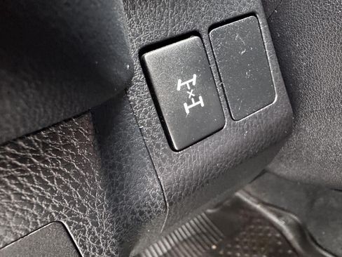 Used 2017 Toyota RAV4 LE w/ All Weather Liner Package AWD/4WD image 19