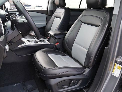 Used 2023 Ford Explorer XLT w/ Equipment Group 202A image 14