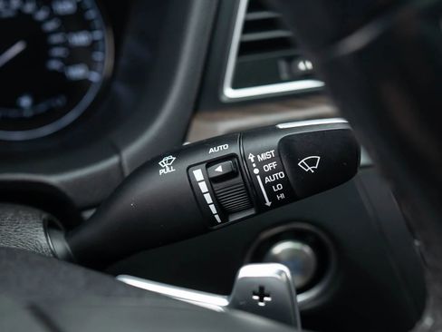 Used 2015 Hyundai Genesis 3.8 w/ Option Group 04 image 38