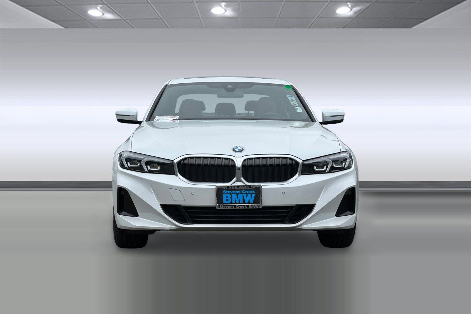 Certified 2023 BMW 330i Sedan w/ Premium Package RWD image 5
