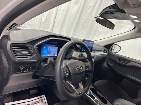 Used 2025 Ford Escape Active image 15
