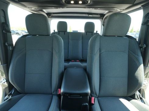 Used 2025 Jeep Wrangler Sport AWD/4WD image 27