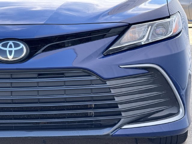 Used 2024 Toyota Camry LE w/ Convenience Package FWD image 8