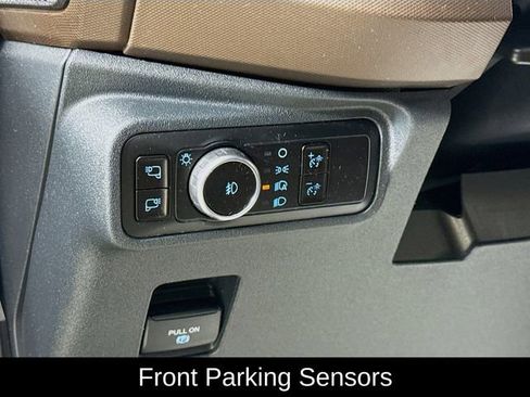 Used 2023 Ford Bronco Outer Banks image 10