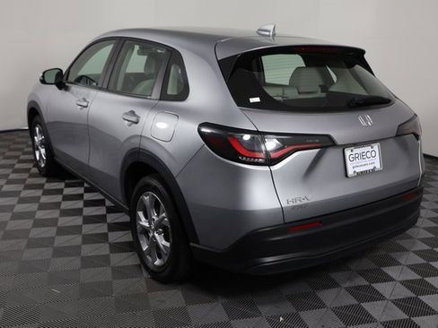 Used 2023 Honda HR-V LX image 6