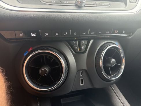 Used 2023 Chevrolet Blazer LT w/ Convenience Package image 20