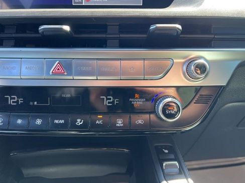 Certified 2024 Kia Telluride EX X-Line image 22