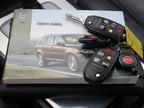 Used 2013 Volvo XC90 3.2 image 11