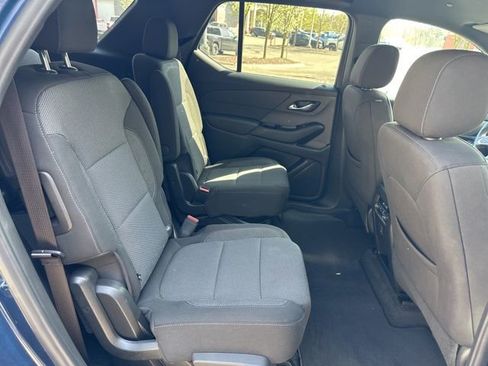 Used 2023 Chevrolet Traverse LT AWD/4WD image 29