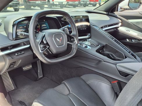 Used 2022 Chevrolet Corvette Stingray Preferred Conv w/ 2LT RWD image 7