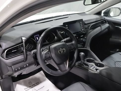 Used 2023 Toyota Camry SE FWD image 16