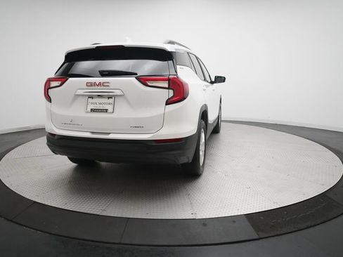 Used 2024 GMC Terrain SLE w/ Driver Convenience Package AWD/4WD image 13