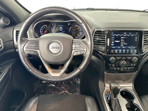 Used 2022 Jeep Grand Cherokee Laredo X AWD/4WD image 23